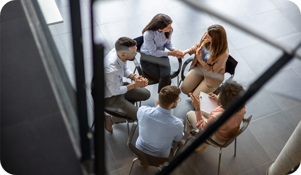 Group discussion seen through geometric shapes